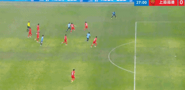 大连英博客场挑战上海海港 两度越位进球遭判罚