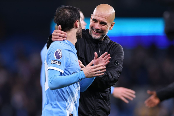 伯纳多・席尔瓦正式告别曼城 自由身开启新征途