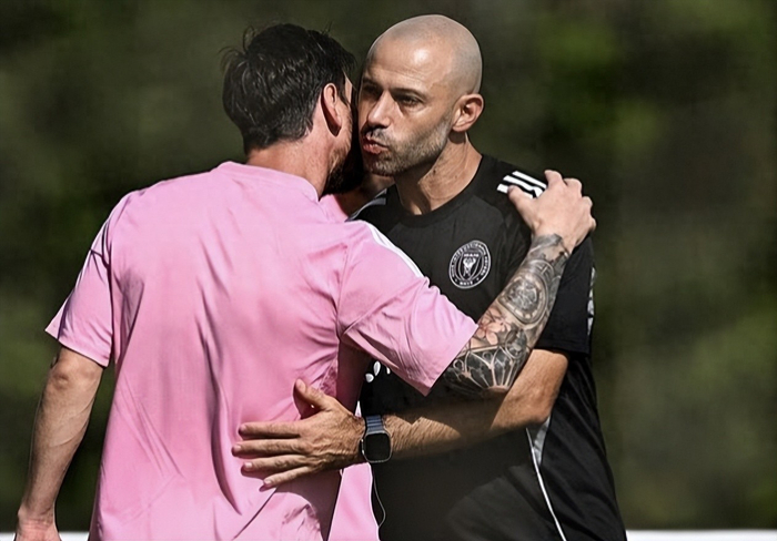 梅西恩师奥约斯临危受命接掌迈阿密国际帅印