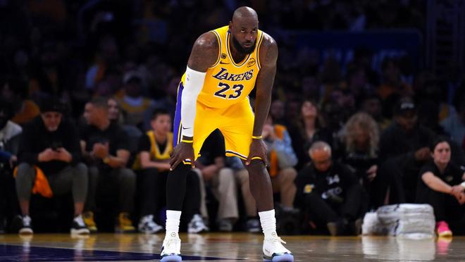 勇士休赛期锁定三大巨星助库里冲击总冠军